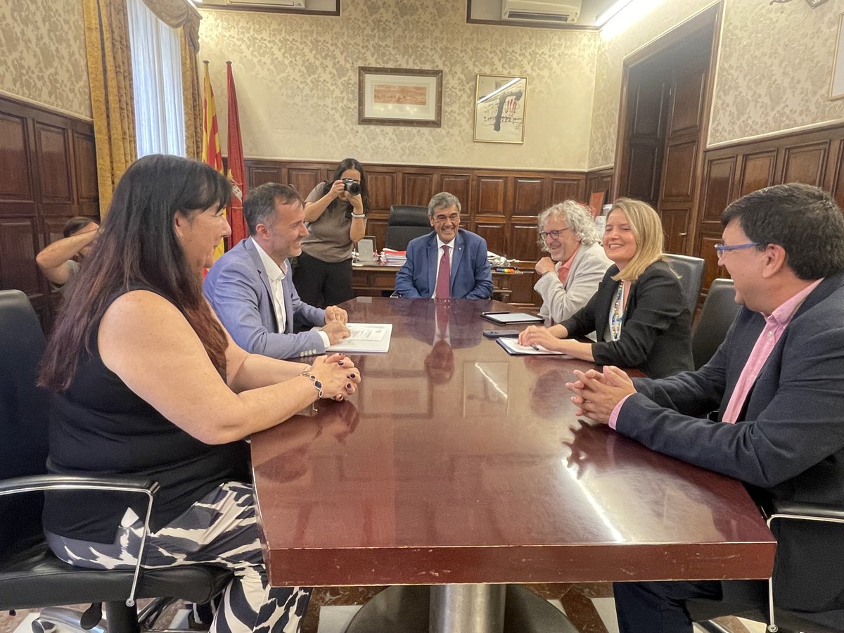 SALUT | 📣Drets Socials i Inclusió i l’Ajuntament de Tortosa impulsen la reforma de la residència Hospital i Llars de la Santa Creu de Jesús

🧵(1/2)