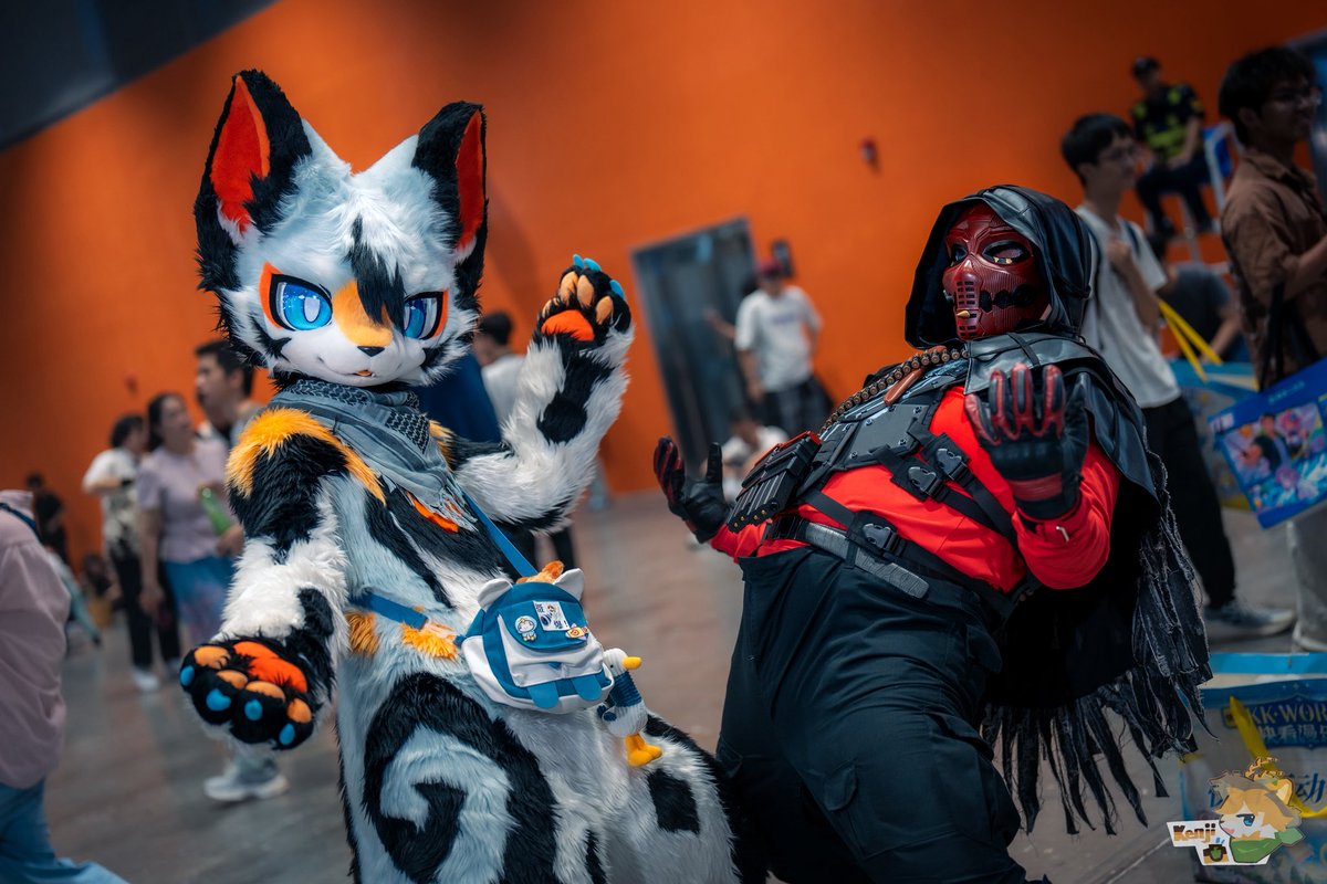 #FursuitFriday 
“你掉进陷阱了”
📷：<a href="/Kenji0629/">Kenji🌟</a>