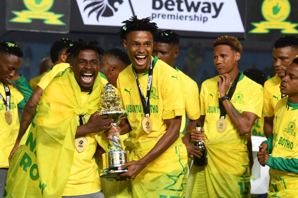 KickOffMagazine's tweet image. Sundowns star to return after left out of pre-season squad? 🤔
Following reports that three Mamelodi Sundowns players are currently not part of the squad in pre-season training camp in Rustenburg, KickOff has the latest on one particular star.
Read more:…