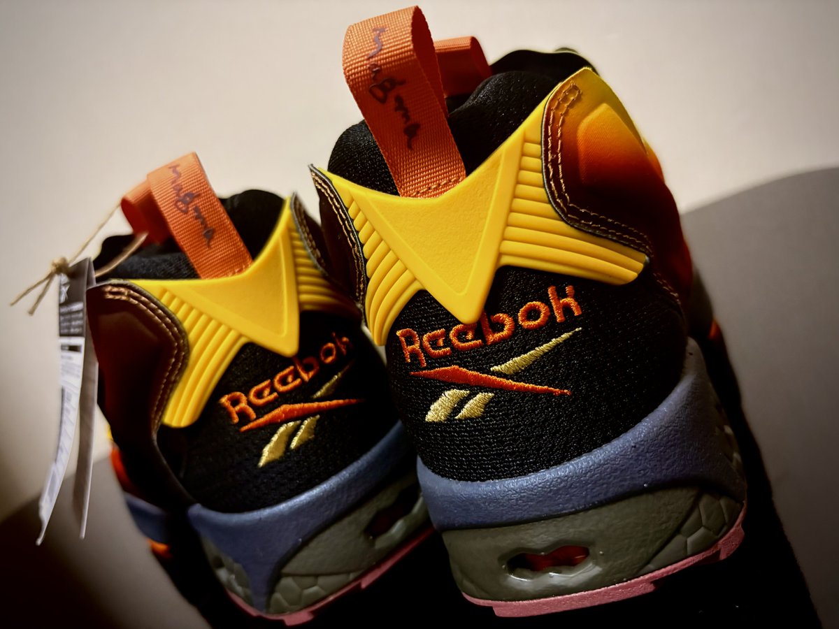 ミュージシャン Koshi Inaba Reebok Instapump Fury MAGMA Koshi Inaba × Reebok Instapump Fury 94 MAGMA Black Orange