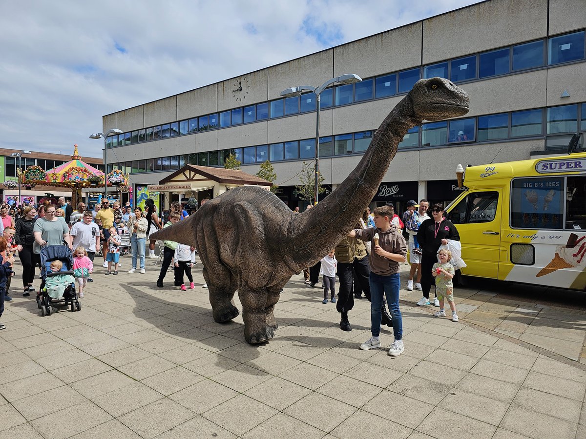 We are really looking forward to the return of our dinosaurs tomorrow in Queens Square! Approx timings are: 11am baby dinosaurs, 11.45am Beta the Velociraptor, 12.15pm Betsy the Triceratops, 1pm Beta the Velociraptor, 1.45pm Betsy the Triceratops and 2.30pm baby dinosaurs.