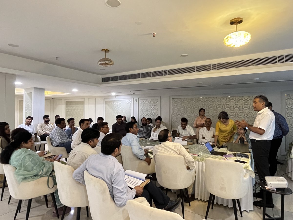 Prajafoundation's tweet image. Praja Foundation successfully conducted capacity building workshop for Administration officials, bringing together key stakeholders to drive sustainable climate action in Gurugram.
@milindmhaske