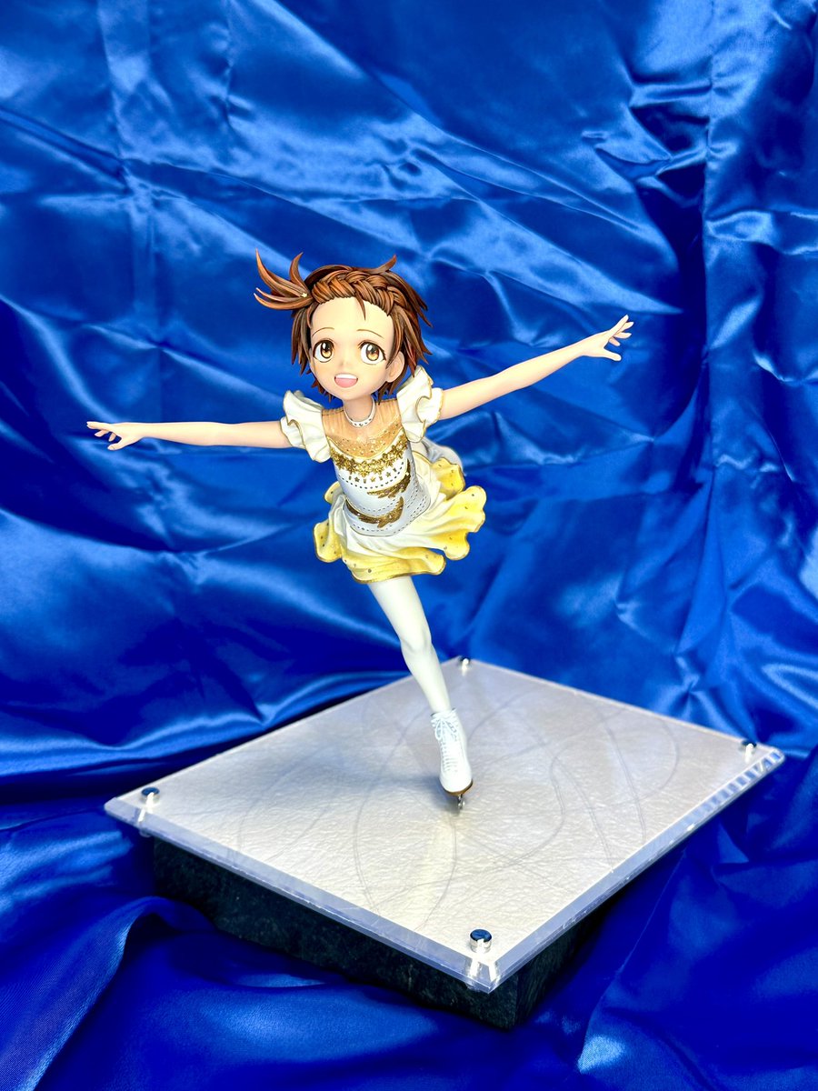 km_you's tweet image. ミリメートルモデリングさん(@millime_kura)より
メダリスト(@medalist_AFT)
結束いのり
完成しました✨
塗装はファレホの筆塗りです。
スパンコールの代わりにラメやホロパウダー・ラインストーンを散りばめて、実際の衣装の様な質感を目指しました。