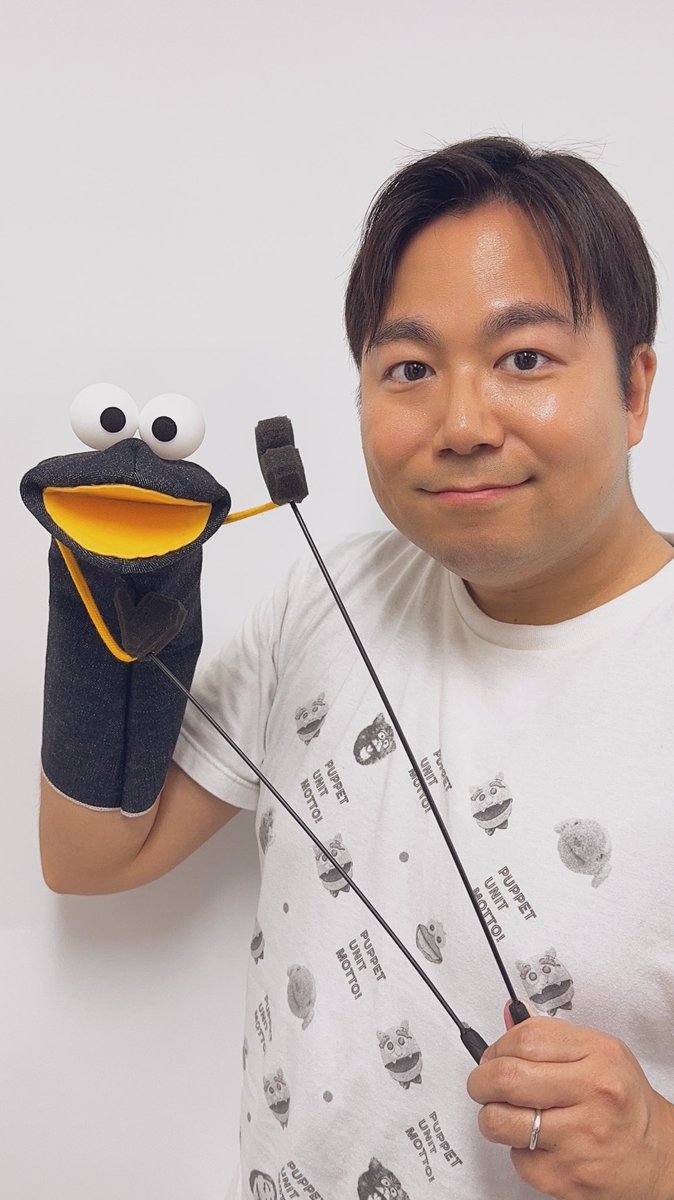 【出演情報】#沼ハマ
7/26(土)20時から放送
『沼にハマってきいてみた』
「#Eテレキャラ 沼」の回

顔出し出演します🌟
20年やってきた #パペット操演
そしてコロナ禍で始めた
"パペットをモット広げる活動"
『#パペモ』のことも少し紹介されます😊

#TheWakeyShow
#モットペッツ
#NHK沼
#Eテレ