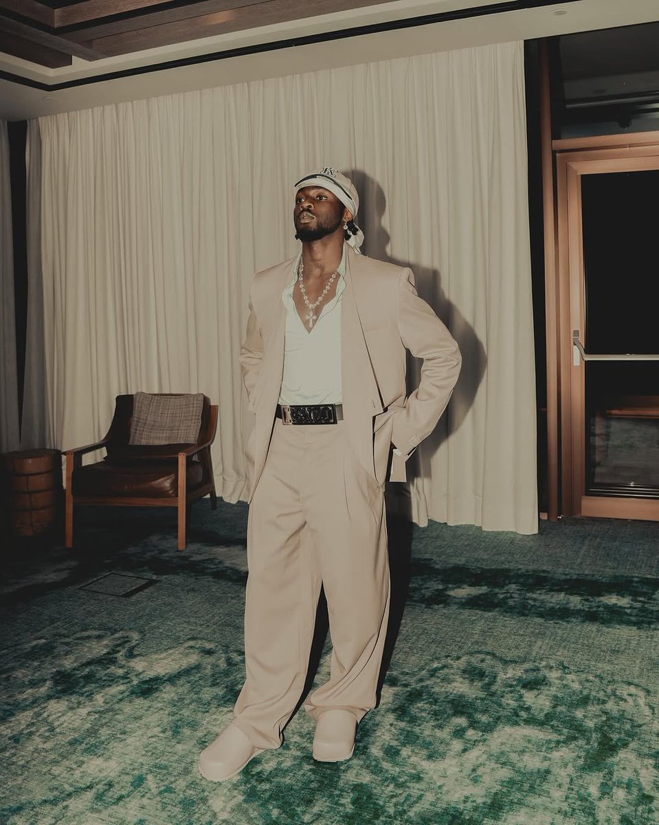 GrixMagazine's tweet image. Muyiwa Donawon, in a recent post on X announces he's no longer managing Omah Lay