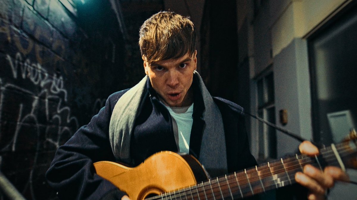 Renmakesmusic's tweet image. Pushing the boundaries of artistic creation has been the most exciting and rewarding parts of creating music for me.
As I’ve come to understand my place in this weird world I have fallen in love with the unity and intersection between film and music
This new series of tales is…