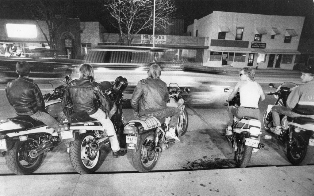 ‘A playground for restless youth:’ Looking back at cruising in Longmont trib.al/o5GUdbr
