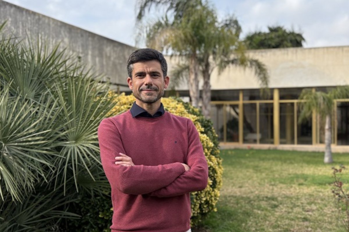 IVIA (@gvaivia) on Twitter photo 🎙️Entrevista a Alejandro Tena, 👨💼director del IVIA y🐞entomólogo experto, en la revista <a href="/Phytoma/">Phytoma España</a>. Analiza los retos actuales en sanidad vegetal, la investigación aplicada y el papel clave de la Gestión Integrada de Plagas.🔗Enlace a la revista: tinyurl.com/ykmk7ve8 🎙️Entrevista a Alejandro Tena, 👨💼director del IVIA y🐞entomólogo experto, en la revista <a href="/Phytoma/">Phytoma España</a>. Analiza los retos actuales en sanidad vegetal, la investigación aplicada y el papel clave de la Gestión Integrada de Plagas.🔗Enlace a la revista: tinyurl.com/ykmk7ve8