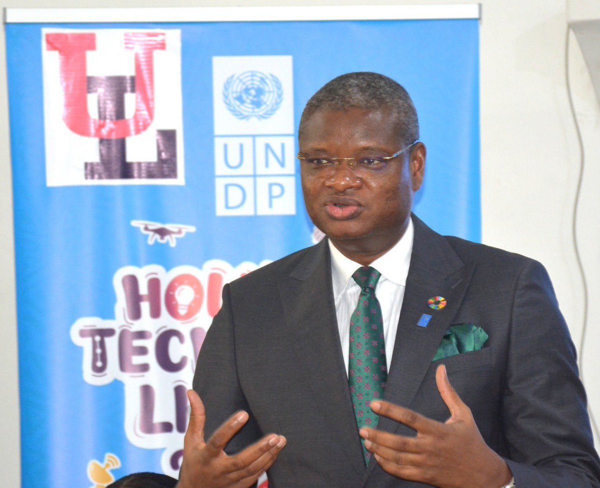 aliouMdia's tweet photo. Just visited the Holiday Tech Camp at UNIPOD, 60 kids (ages 6–17) learning coding, robotics, drones, VR, 3D printing & more. Fully funded & co-organized by @UNDPLiberia with @UnivOfLiberia. This is how we build a digital future one young mind at a time. #HTC2025 #LiberiaTech @nzometia_n @UNDPDigital @UNDPAfrica