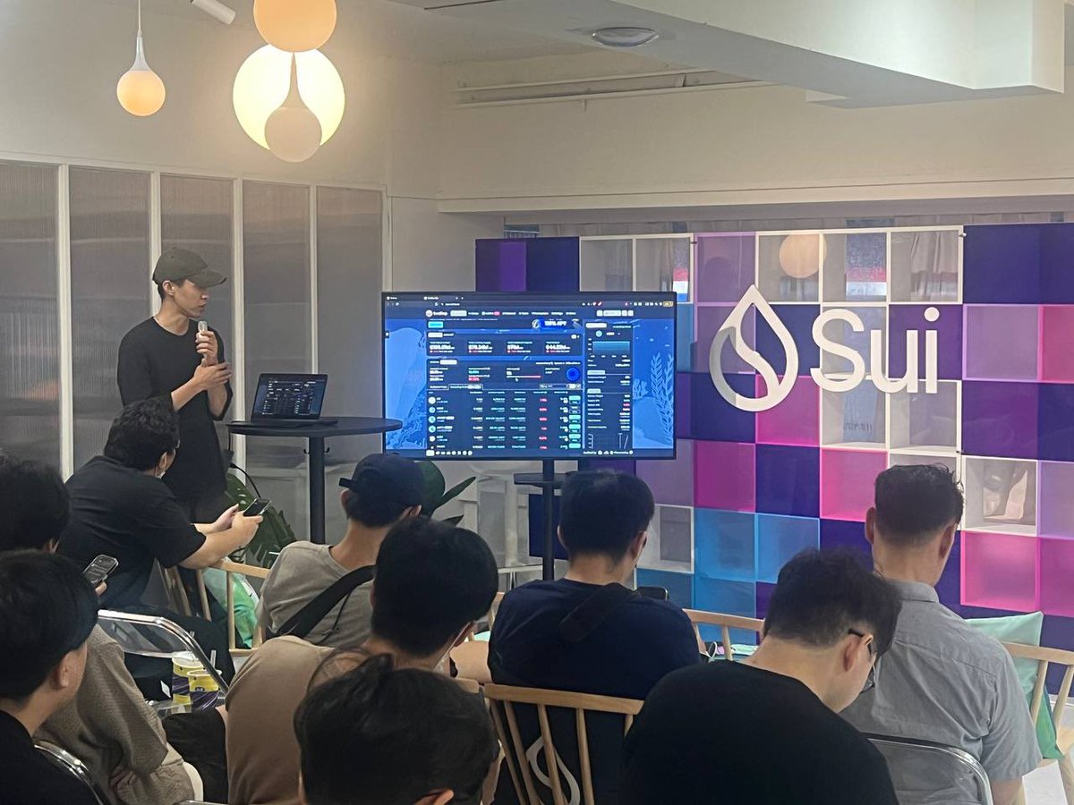 Scallop_io's tweet image. 💧Sui Community Meetup by BOBA DAO

Scallop Demo by Scallop BD @ChrisEryx currently ongoing at the Sui Community Meetup hosted by @bobadao_lfg and @SuiNetworkCN!

Don’t miss this opportunity to learn more about Sui DeFi with Scallop!