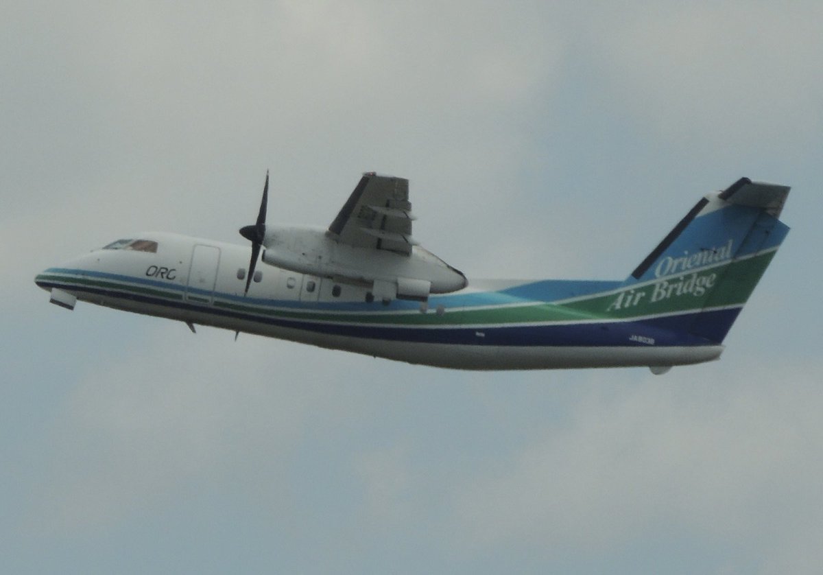 SS_Plane_Car's tweet image. #見た人は無言で離陸写真をあげる