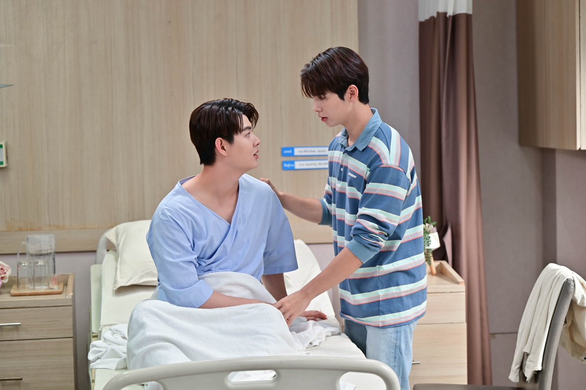 infinityent898's tweet image. เตรียมหัวใจให้พร้อม! EP.11 ‘หวานใจผู้ใหญ่จอม’ กำลังจะหวานซึ้งจนน้ำตาซึม
ใครยังไม่ตั้งแจ้งเตือน รีบเลย เพราะ EP.11 ของ “หวานใจผู้ใหญ่จอม” บอกได้คำเดียวว่า… “อบอุ่นหัวใจแบบสุดขั้ว” หลังจากเหตุการณ์ไม่คาดฝันในงานลอยกระทง “ผู้ใหญ่จอม” ต้องเข้าห้องฉุกเฉินอย่างกะทันหัน งานนี้…