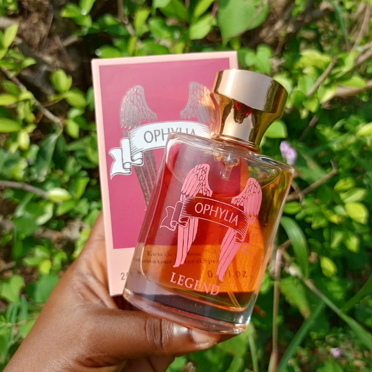 BasseyVict's tweet photo. Your perfume should enter the room before you do.
If they’re not asking “who smells this good?” you’re not wearing mine 😉
✨ Long-lasting
✨ Sweet & bold
✨ Just ₦6,000
DM to grab yours. Smell like success.
#PerfumePlug #CalabarTwitter https://t.co/2tNAe6jSJs