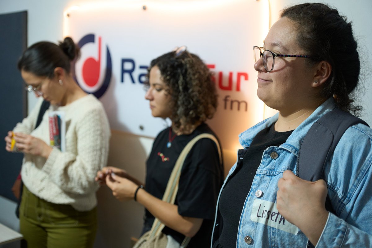 📢 ¡Presentes en el <a href="/FestivalGabo/">Festival Gabo</a>! 

🌱Compartimos aprendizajes e ideas para fortalecer un periodismo de impacto y colaborativo sobre medioambiente, territorio y DD. HH.

🙌🏽 Siempre junto a nuestros socios locales <a href="/agendapropiaap/">agendapropia</a> <a href="/Servindi/">Servindi</a> <a href="/CorapeEC/">CORAPE</a> y aliados como <a href="/MutanteOrg/">MutanteOrg</a>