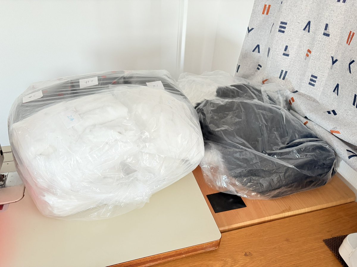 AnthroMate's tweet image. 小てんちゃん
縫製工程はほぼ完了
後は素体とアンコを詰める段階なのですが、これは結構大変
来週お送り出しできるよう頑張ります!
遅くなりまして申し訳ありません!