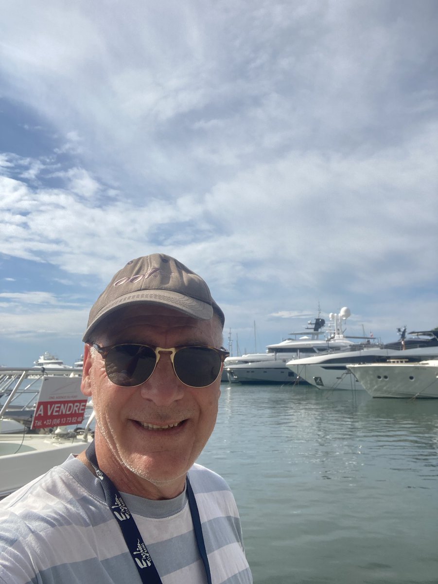 MartinGenier's tweet image. Port de Golf-Juan. Non non je n’ai pas de bateau 🚤 ni même une barque juste jogging 🏃♂️ bonne journée !