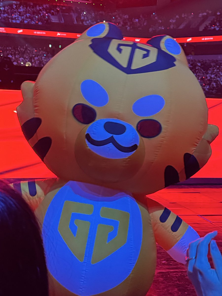 SOvvvvy's tweet image. 젠랑이기여워