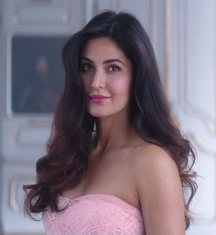 Snckmagnet456's tweet image. The OG female spy in the spy universe >>>>
Vaani Hijda, Cheapika aur Bikini Kiara ke bas ki baat nhi.
#KatrinaKaif