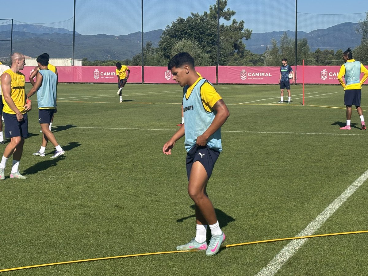 Serious player in this image.

#SaintsFC