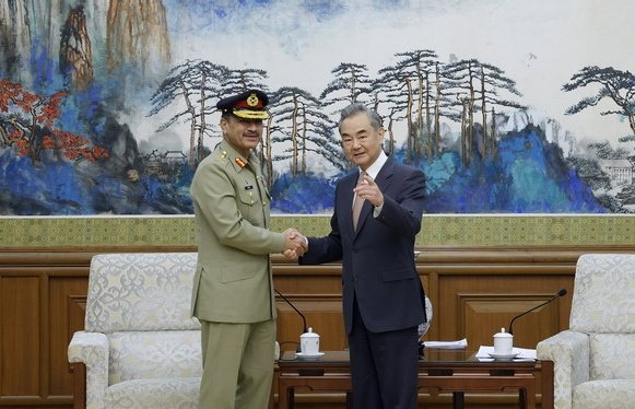 NavCom24's tweet image. #BREAKING: China and Pakistan will sign a massive strategic defense deal shortly.