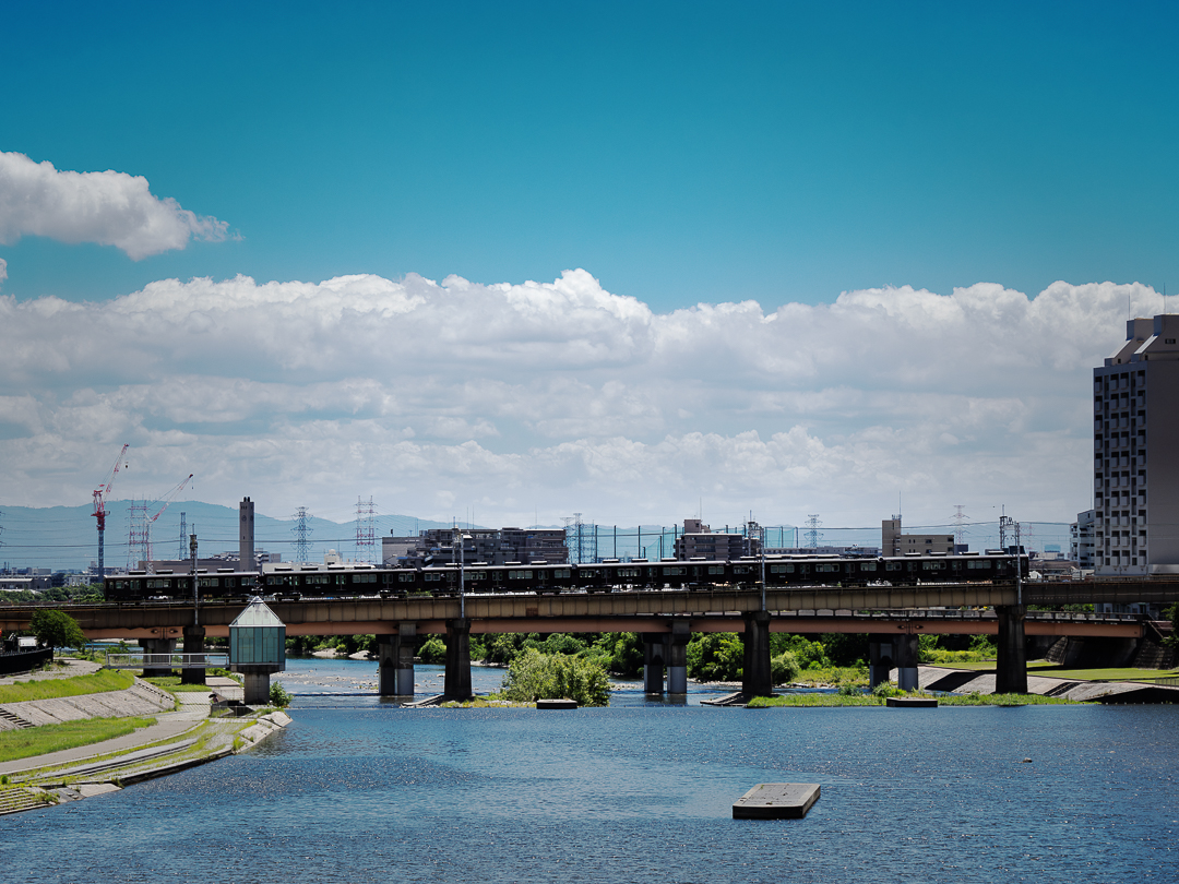 maopapa777's tweet photo. Hotter than July_01 #阪急電車 #July #snapshots #PKR #colorphotograph #em1mark3 #omsystem
阪急電車と沿線の風景を撮るという小旅行に行ってきました。7月をなめていました。これほど暑いとは。(宝塚駅~宝塚南口駅間) https://t.co/R1lx7k8QZy