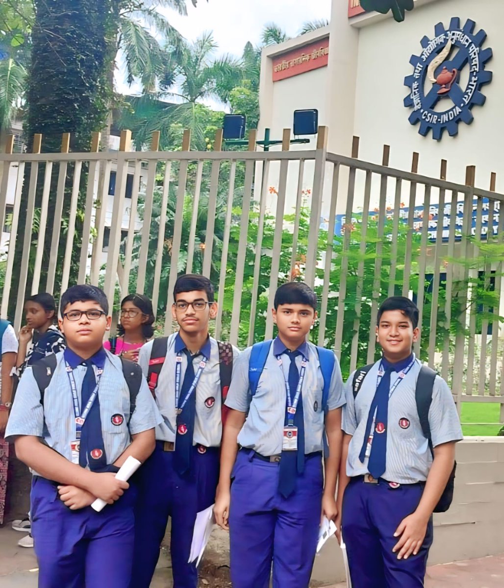 TNabagram's tweet photo. 🌟 Proud moment for TIGPS Nabagram! 🌟
Class 9 students visited the CSIR lab under #ODAS25 by #CSIR #Jigyasa2025!
Hands-on science, expert interactions & endless curiosity! 🧪👏
#TIGPSNabagram #OneDayAsAScientist #ScienceExploration https://t.co/4mYxOHxoXg