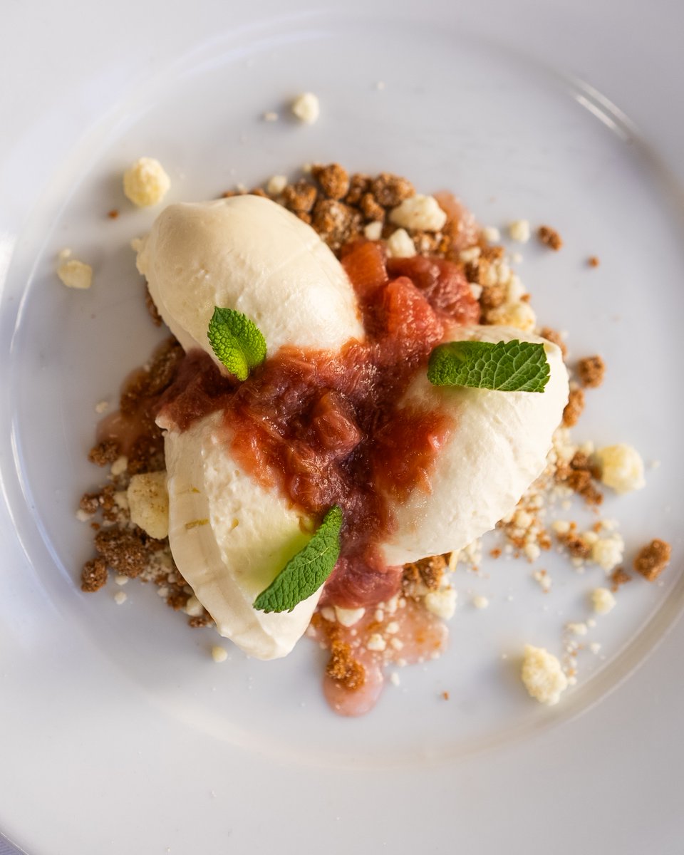 EnglishsoB's tweet image. Have you tried our Summer Menu yet? Seasonal flavours, vibrant colours, and the freshest ingredients - just a few reasons it’s been getting such great feedback.
Book your table now.
#EnglishsofBrighton #SummerMenu #BrightonEats #SeafoodAndMor