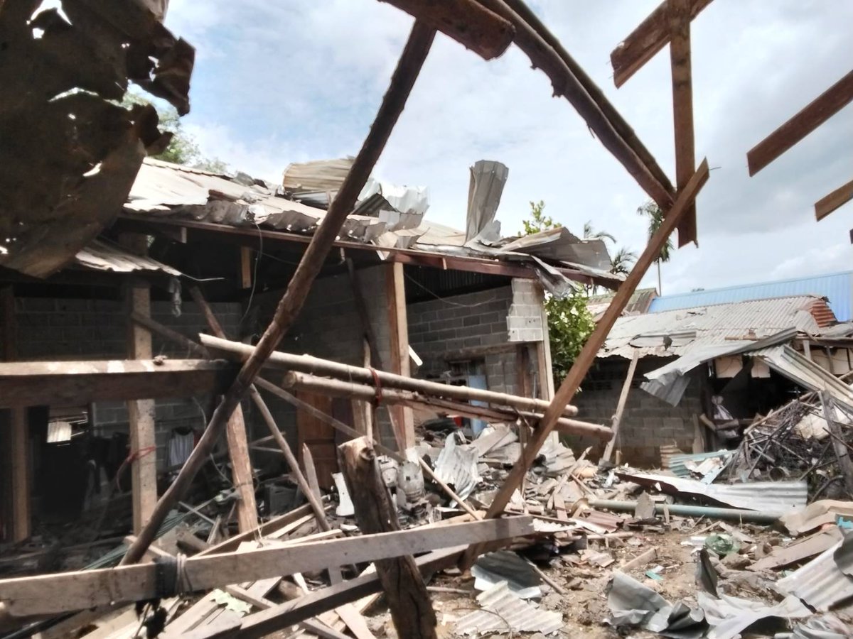 IrrawaddyNews's tweet image. The Thai military says three rockets hit civilian areas of Ubon Ratchathani Province at 8.50 am on Friday, as the border conflict with Cambodia entered its second day. Attacks along the 817km border killed 15 people on Thursday.locations. (Photo: RTA) #ThailandCambodia…