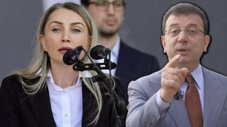 Dilek İmamoğlu:

Ekrem hiç yanılmadı, o cumhurbaşkanı olacak.