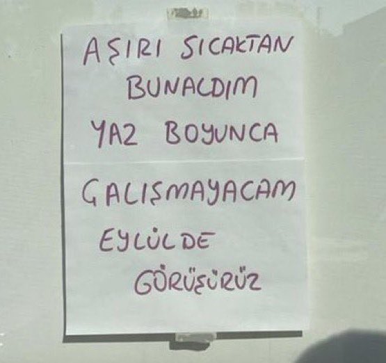 Kahramanmaraş’ta bir esnaf, aşırı sıcaklar nedeniyle dükkanını yaz ayı boyunca kapattı.