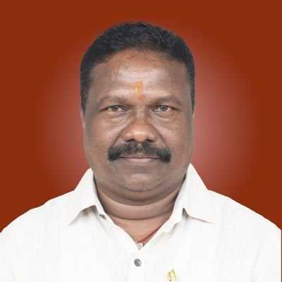 News18Odia's tweet photo. #ଫେକ୍_ଜବ୍_କାର୍ଡଧାରୀଙ୍କୁ_ଧରିବେ_ସରକାର
ଫେକ୍ କାର୍ଡଧାରୀଙ୍କୁ ଧରିବାକୁ ଆରମ୍ଭ ହେବ e-KYC
୩ ମାସ ଭିତରେ e-KYC ନକେଲ କଟିବ ଜବ୍କାର୍ଡ
ସୂଚନା ଦେଲେ ପଞ୍ଚାୟତିରାଜ ମନ୍ତ୍ରୀ ରବି ନାୟକ
@RabiNaikBJP #JobCard https://t.co/vokPUBPH2w