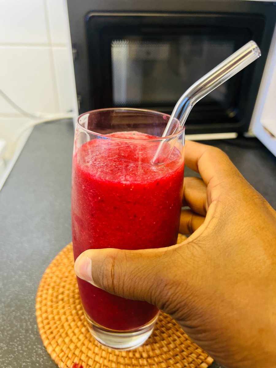JefsinahK's tweet image. Start your day with a great drink
Watermelon 🍉
Strawberry 🍓
Red apples 🍎
Beetroot
youtube.com/@timewithjesfi… please subscribe to my YouTube channel