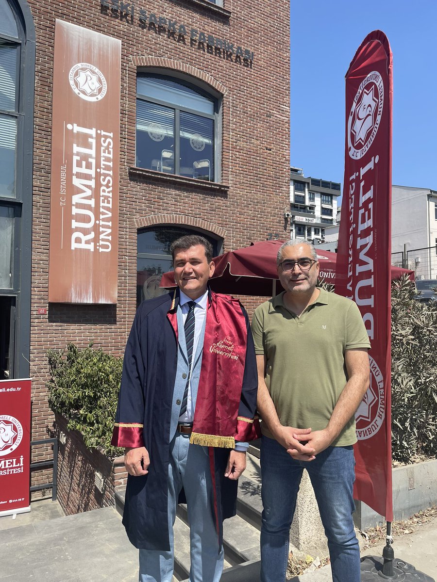 İstanbul Rumeli Üniversitesindeki yüksek lisans eğitimimi tamamladım.

II. KARABAĞ SAVAŞI’NDA TÜRK DEVLETLERİNİN ROLÜ VE SAVAŞIN TÜRK DÜNYASI İLİŞKİLERİNE YANSIMALARI konulu tezimin savunmasına katılan değerli jürimize ve danışman hocam Dr. Erdem EREN’e katkılarından dolayı