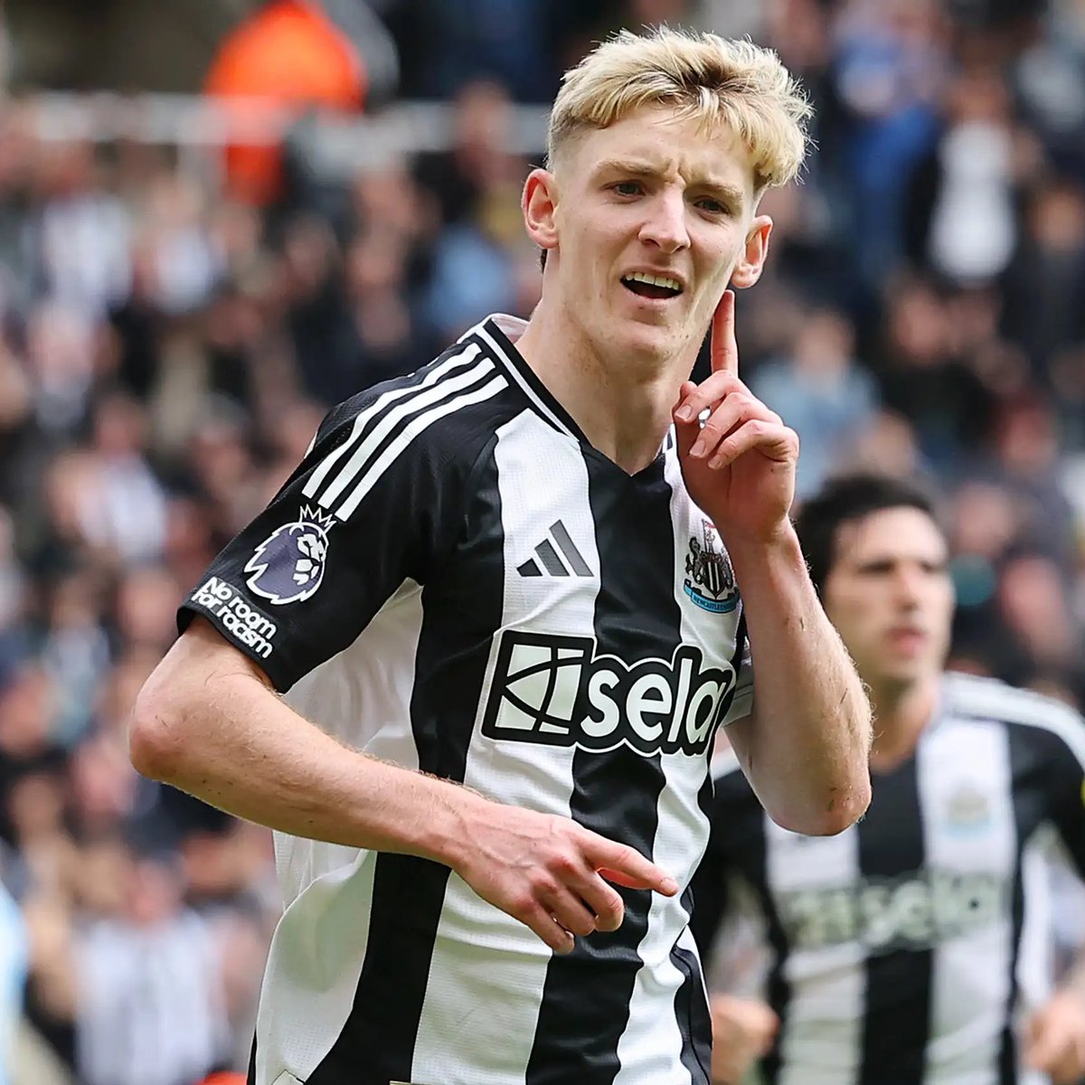 Arsenal have turned their focus to Newcastle’s Anthony Gordon after conceding defeat in the race for Alexander Isak.