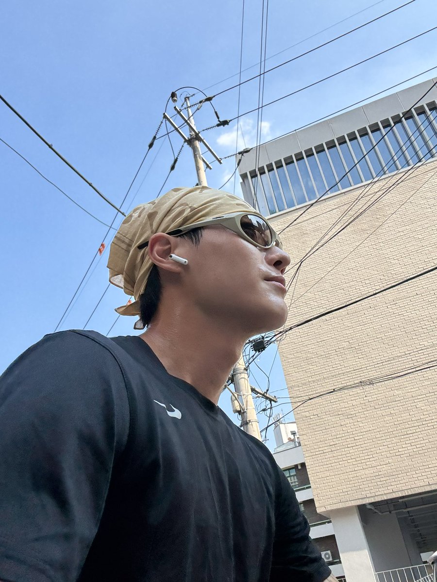 재난문자 알림꺼두신건가. 
이 날씨에 러닝 미쳣슨. 
상남자 ㄷ. ㄷ