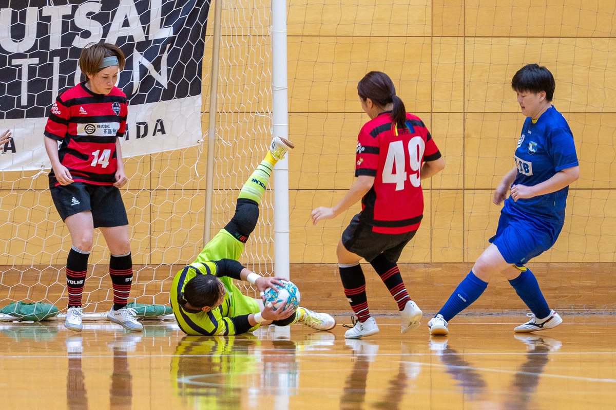＼関東女子フットサルリーグ　第4節／

vs バジェーナブランカ城北レディース
前半1-0
後半 1-0
Total 2-0

【得点者】
#15古屋宇蘭 
#49小栗麻緒 

待望の勝利‼️
この勝ちを繋げられるよう次の試合に向けて準備します✊
次も勝ちましょう❤️‍🔥
応援ありがとうございました‼️

#cafuringa 
#futsal