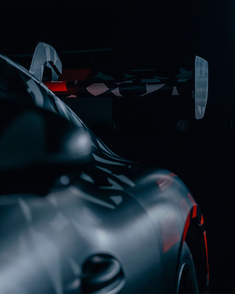 MercedesAMG's tweet image. GT family: not yet complete…   

#AMGGTTrackSport