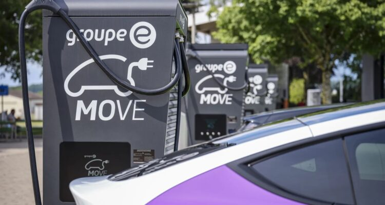 FleetPointUK's tweet photo. The 3 critical steps to a successful EV fleet transition.

Read more: https://t.co/leYYFEX7UJ

#EVTransition #fleetmanagement #expertblog #electricfleet https://t.co/aKfsYUpNym