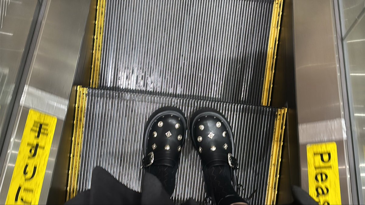 achafps's tweet image. おにゅーのくつ🖤