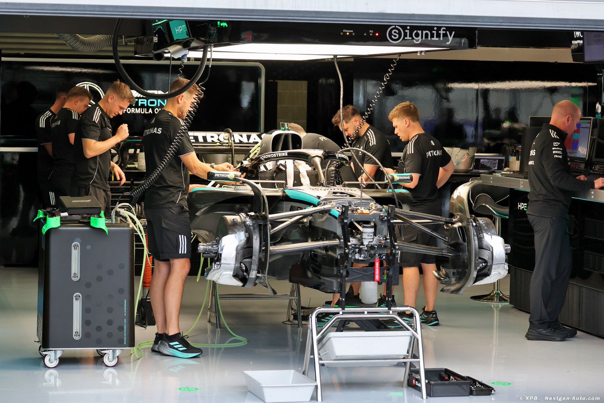 SalaStampRacing's tweet image. #F1Tech Some pics from SpaFRancorchamps garages #BelgianGP (📸MotorsportTotal/NextgenXpb) #F1