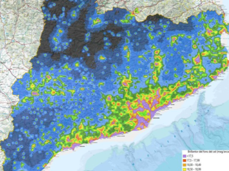 recercauniscat's tweet photo. 🔭 Publicat el primer mapa global de contaminació lumínica de Catalunya

🌌 Elaborat pel centre @iCERCA @IEEC_space, amb dades de @territoricat i el suport de l’@ICC_UB

🧠 +600.000 hores de càlcul i 1,56 M de punts de llum analitzats. I té cercador!

🔗 https://t.co/pSA7EFc0Jc https://t.co/woQhhgjrLA