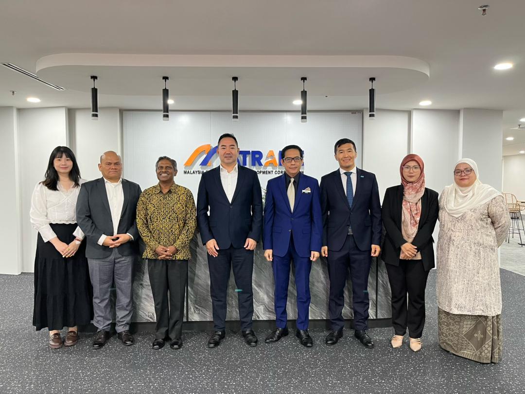 MIHAS had the honour of hosting the Kazakhstan Embassy for a fruitful discussion on Halal market collaboration and MIHAS 2025.

Join us 17–20 Sept at MITEC, KL
🔗 mihas-virtual.com.my

#ThinkHalalThinkMIHAS <a href="/matrade/">MATRADE</a> #MIHAS2025 #MIHAS