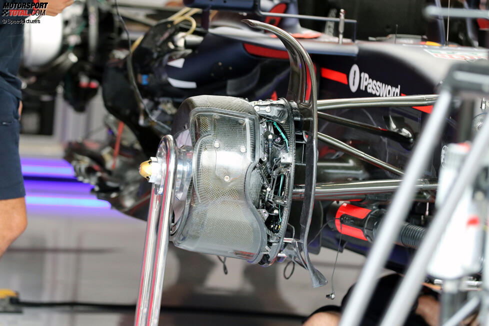 SalaStampRacing's tweet image. #F1 Some pics from SpaFRancorchamps garages #BelgianGP (📸MotorsportTotal/NextgenXpb) #F1Tech