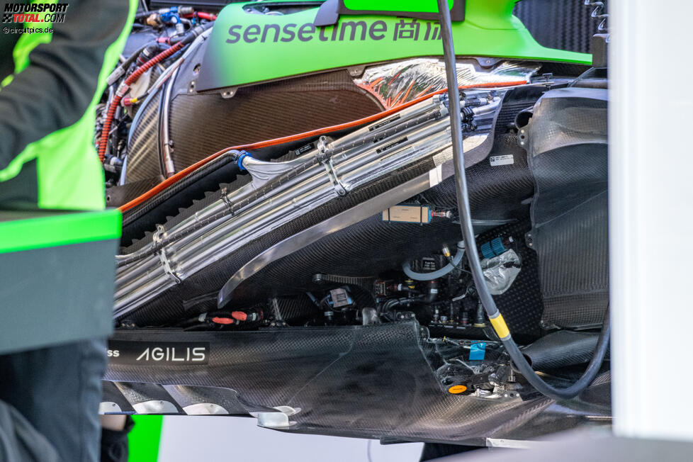 SalaStampRacing's tweet image. #F1BelgianGP Some pics from SpaFRancorchamps garages #TechF1 (📸MotorsportTotal/NextgenXpb) #F1