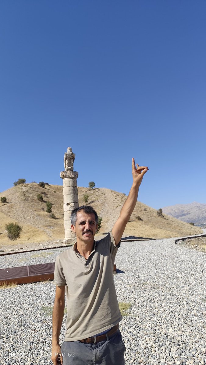 Kahta Karakuş Tümülüs 
Ne Mutlu Türküm Diyene