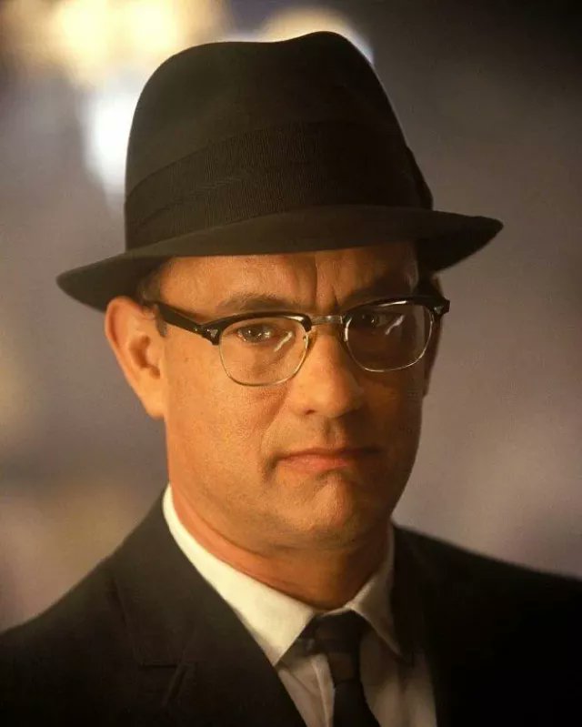 Turco84_'s tweet image. "A veces es más fácil vivir en la mentira."
🎬 Atrápame si puedes (2002)