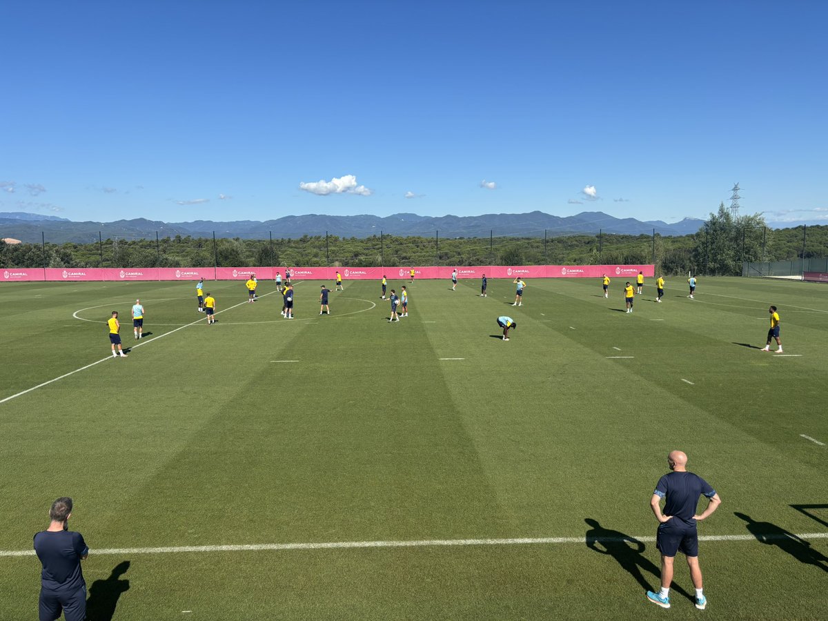 Not a bad view this! 🇪🇸 ☀️

#SaintsFC