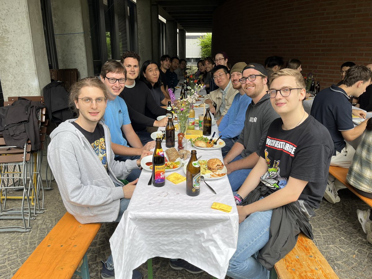 muller_group's tweet image. The end of the #summer #lecturing term we typically #celebrate with a summer #barbecue, which is joined by all #group members. It is a great mix of barbecuing all types of #meat, #vegetables and #fruits together with #handmade salads reflecting the multi-nationality of our team.