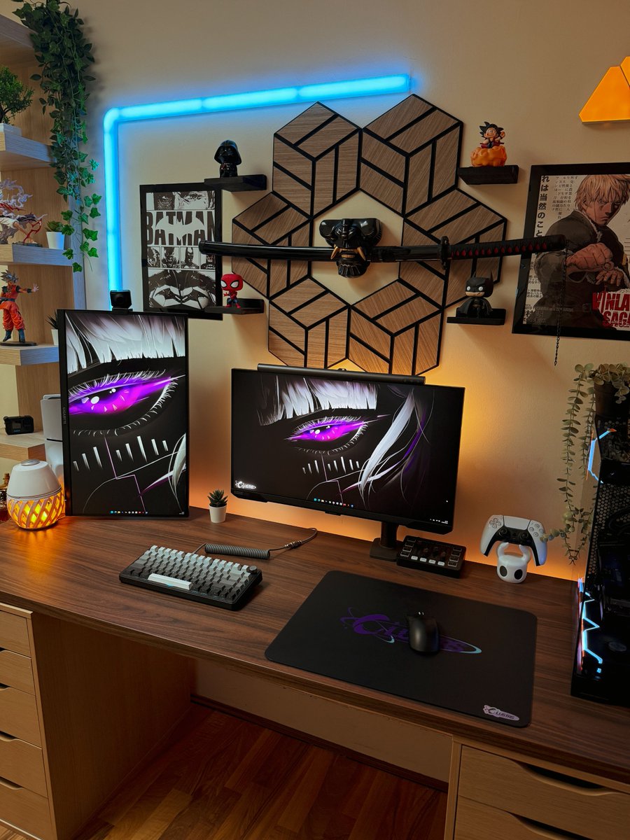 ClustrsOfficial's tweet image. Samuri Cozy setup
With our Clustrs Orbit Glass Mousepad😍🙌