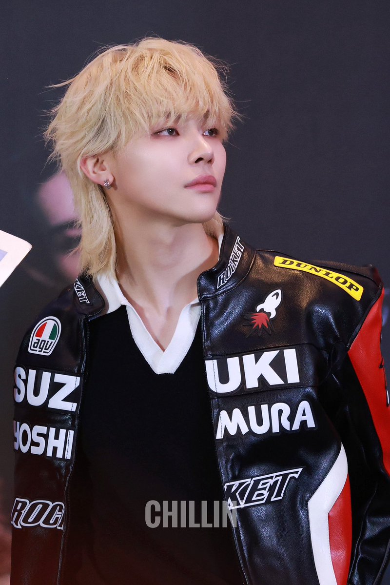 ukeuijoo's tweet image. exactly. can everyone stop with the ai edits now? 😅